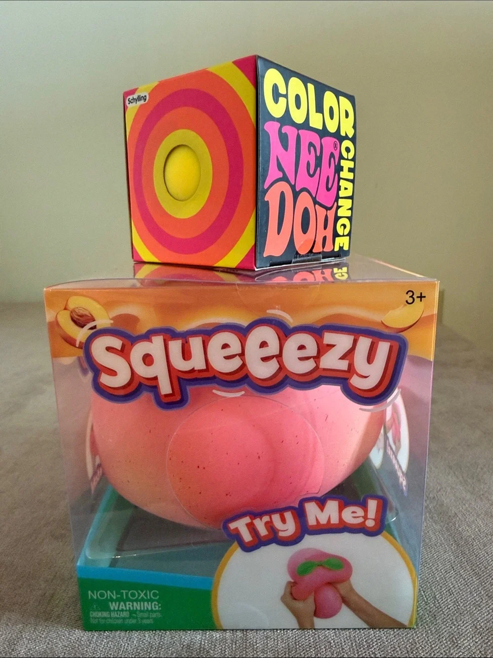 Needoh Color Change Yellow & Sunny Days Squeezy Peach | New